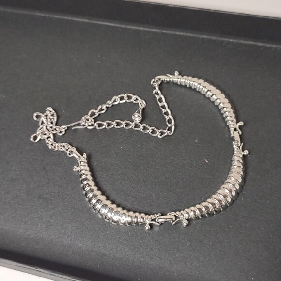 15 Inch Silver Tone Emmons Necklace - Picture 2 of 14